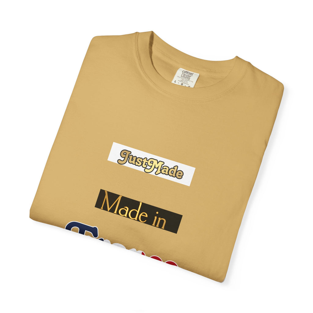 Garment-Dyed T-shirt with Unique Made in France Design, Casual Tee, Fashion Statement, Gift for Fashion Lovers, Everyday Wear, [...]