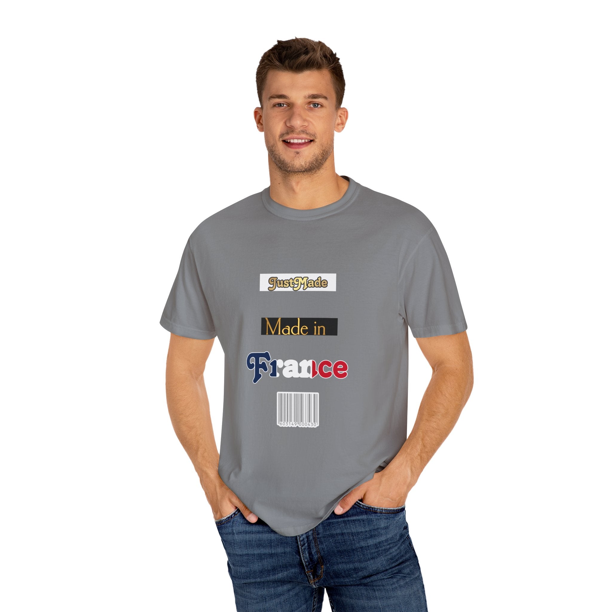 Garment-Dyed T-shirt with Unique Made in France Design, Casual Tee, Fashion Statement, Gift for Fashion Lovers, Everyday Wear, [...]