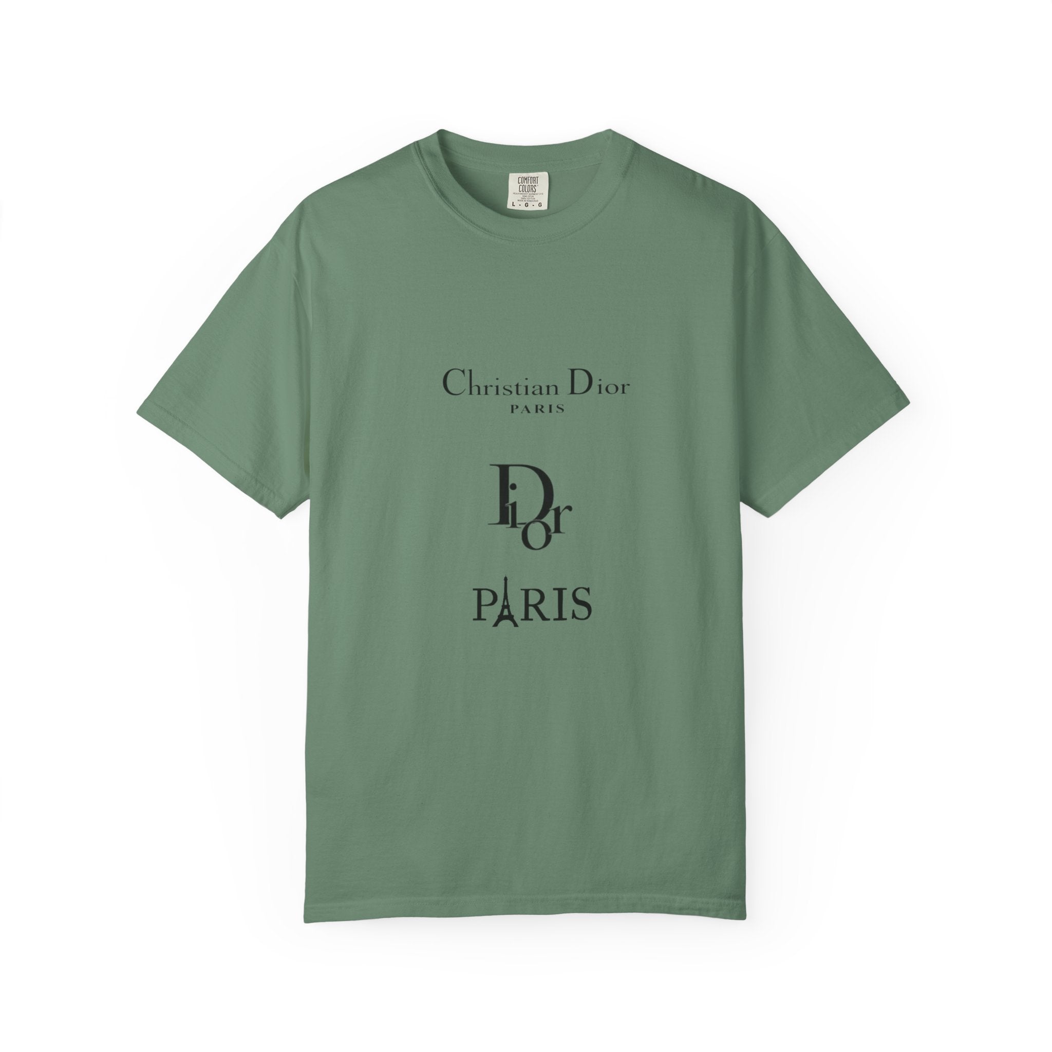Chic Paris Graphic Tee, Fashionable Casual T-Shirt, Stylish Streetwear, Gift for Fashion Lovers, Travel Souvenir