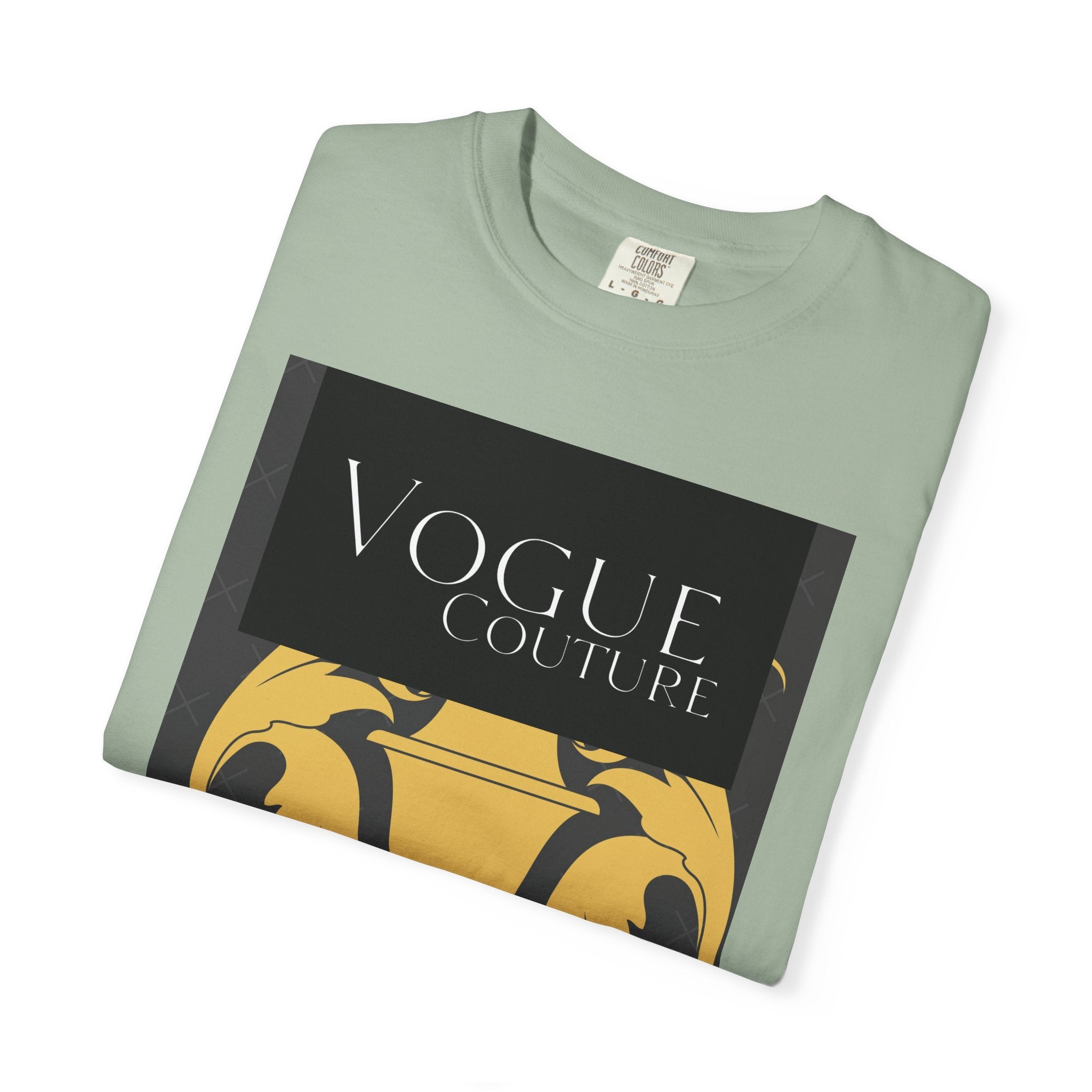 Chic Fashion Statement T-Shirt with Vogue Couture Design, Unisex Tee for Fashion Lovers, Trendy Gift for Birthdays, Casual Wear