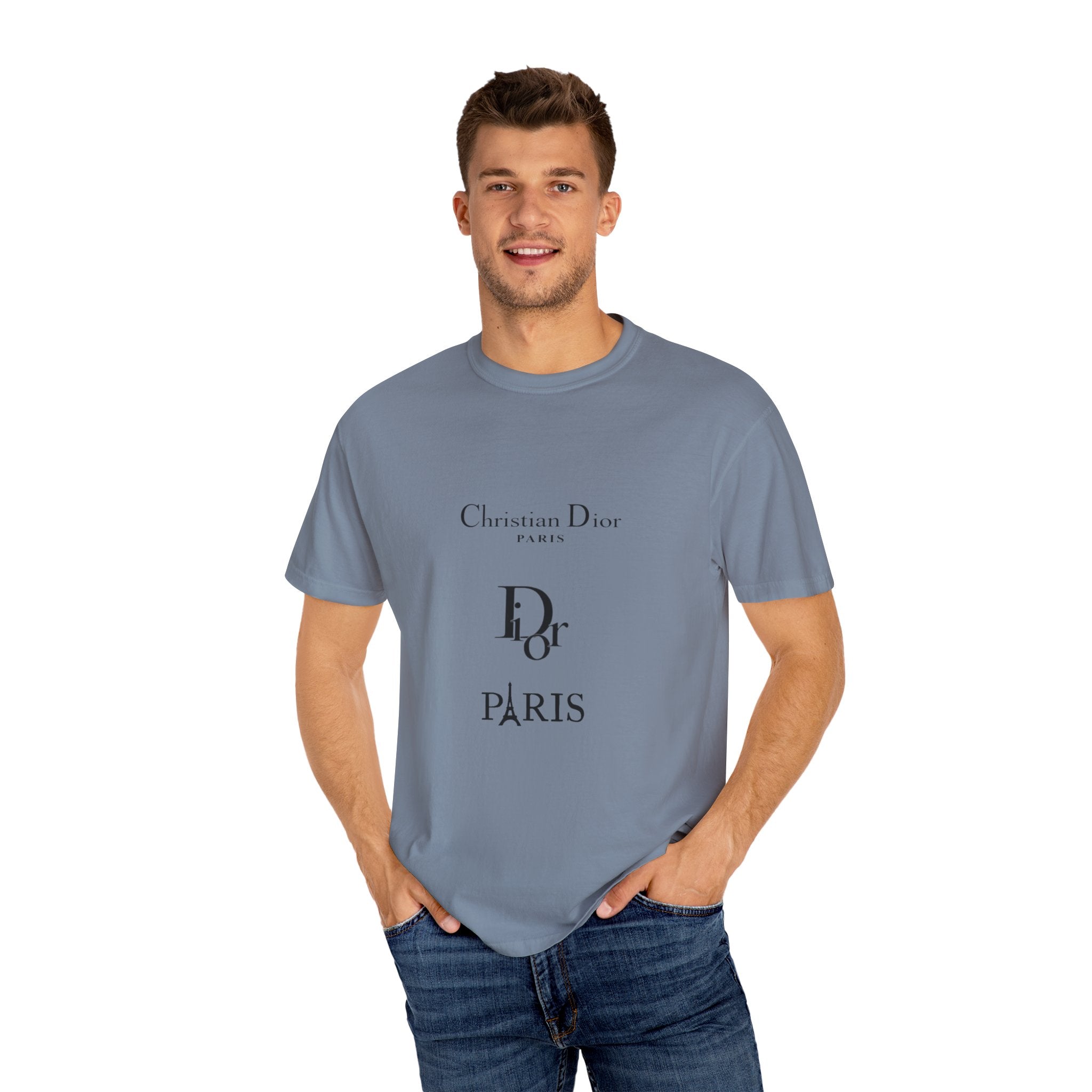Chic Paris Graphic Tee, Fashionable Casual T-Shirt, Stylish Streetwear, Gift for Fashion Lovers, Travel Souvenir