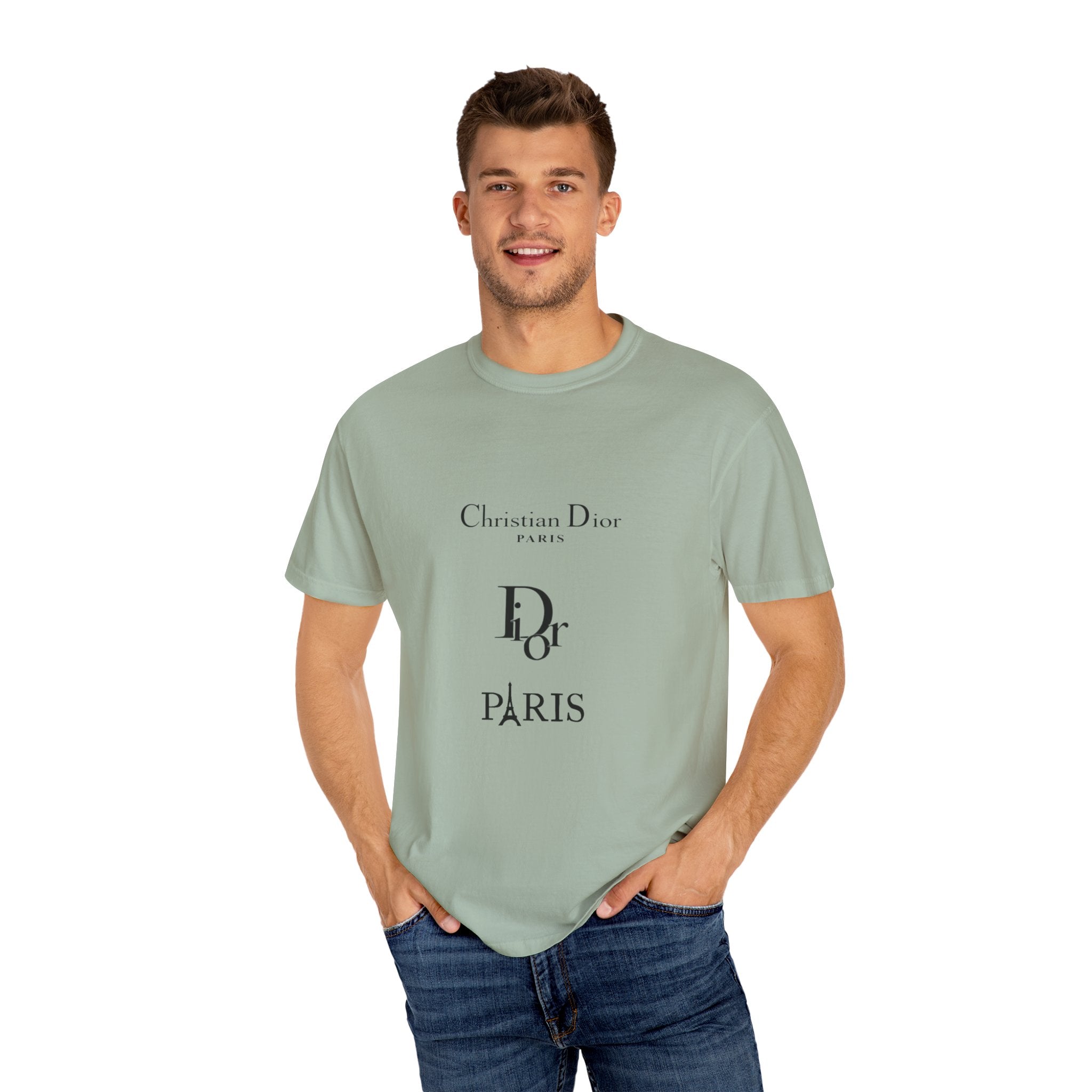 Chic Paris Graphic Tee, Fashionable Casual T-Shirt, Stylish Streetwear, Gift for Fashion Lovers, Travel Souvenir