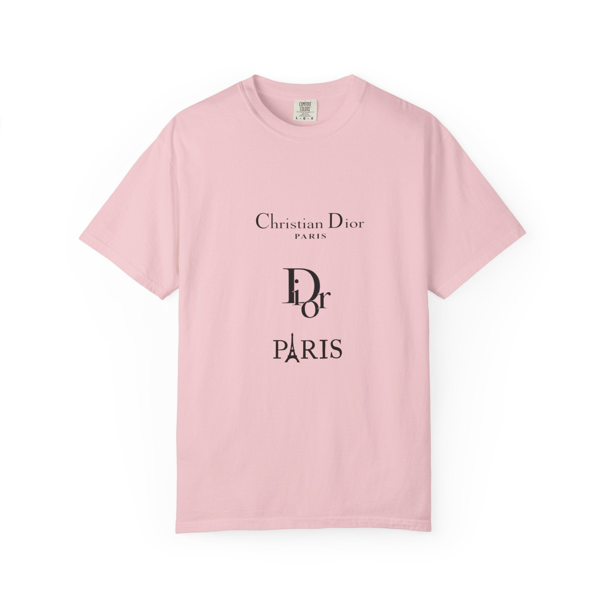 Chic Paris Graphic Tee, Fashionable Casual T-Shirt, Stylish Streetwear, Gift for Fashion Lovers, Travel Souvenir