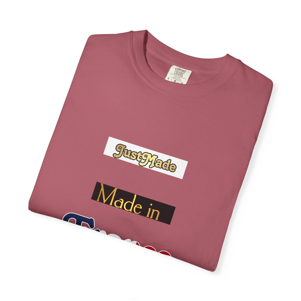 Garment-Dyed T-shirt with Unique Made in France Design, Casual Tee, Fashion Statement, Gift for Fashion Lovers, Everyday Wear, [...]