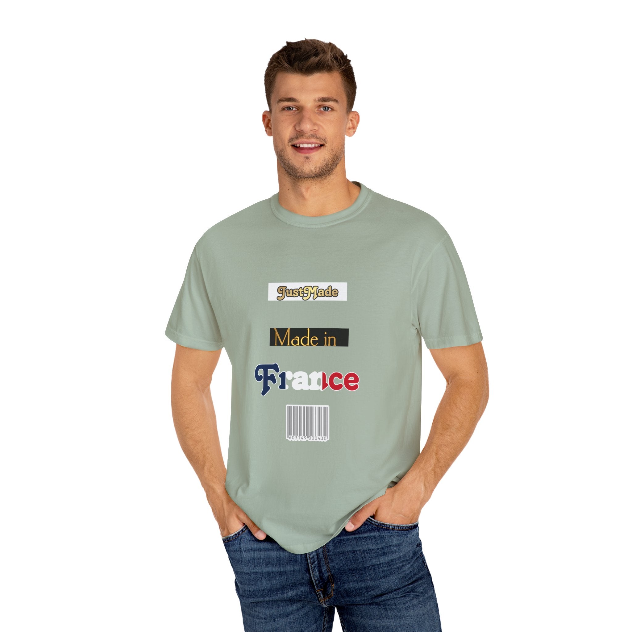 Garment-Dyed T-shirt with Unique Made in France Design, Casual Tee, Fashion Statement, Gift for Fashion Lovers, Everyday Wear, [...]