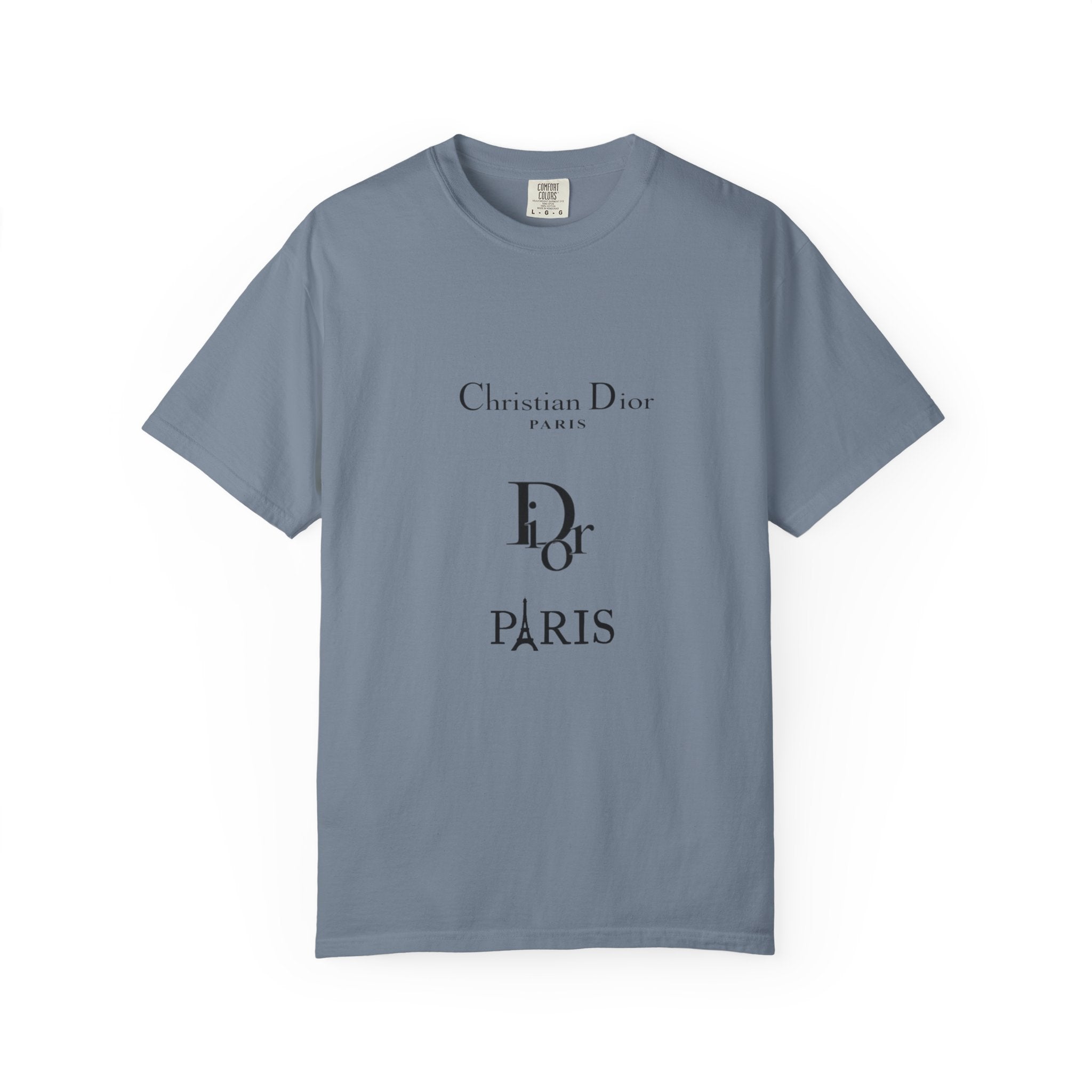 Chic Paris Graphic Tee, Fashionable Casual T-Shirt, Stylish Streetwear, Gift for Fashion Lovers, Travel Souvenir