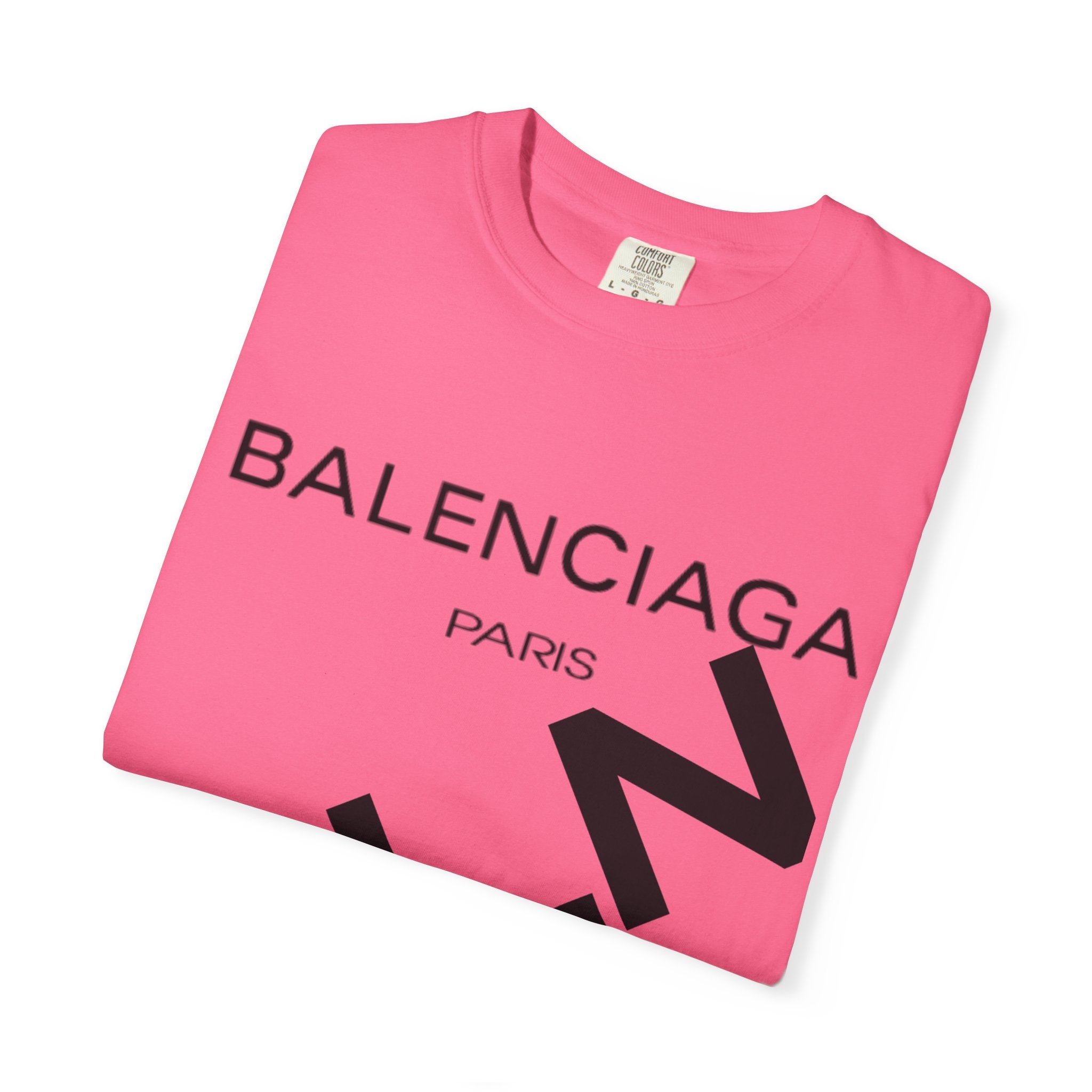 Stylish Unisex Graphic Tee, Casual Streetwear Shirt, Trendy Fashion Top, Everyday Wear, Gift for Him or Her, Cool Urban Outfit