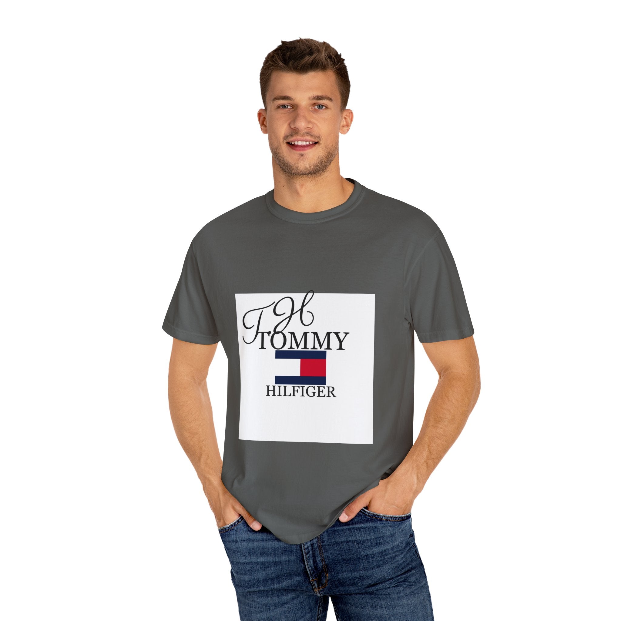 Fashionable Unisex Garment-Dyed T-shirt with Timeless Logo, Casual Wear, Street Style, Gift for Him/Her, Cool Summer Top, Trendy [...]