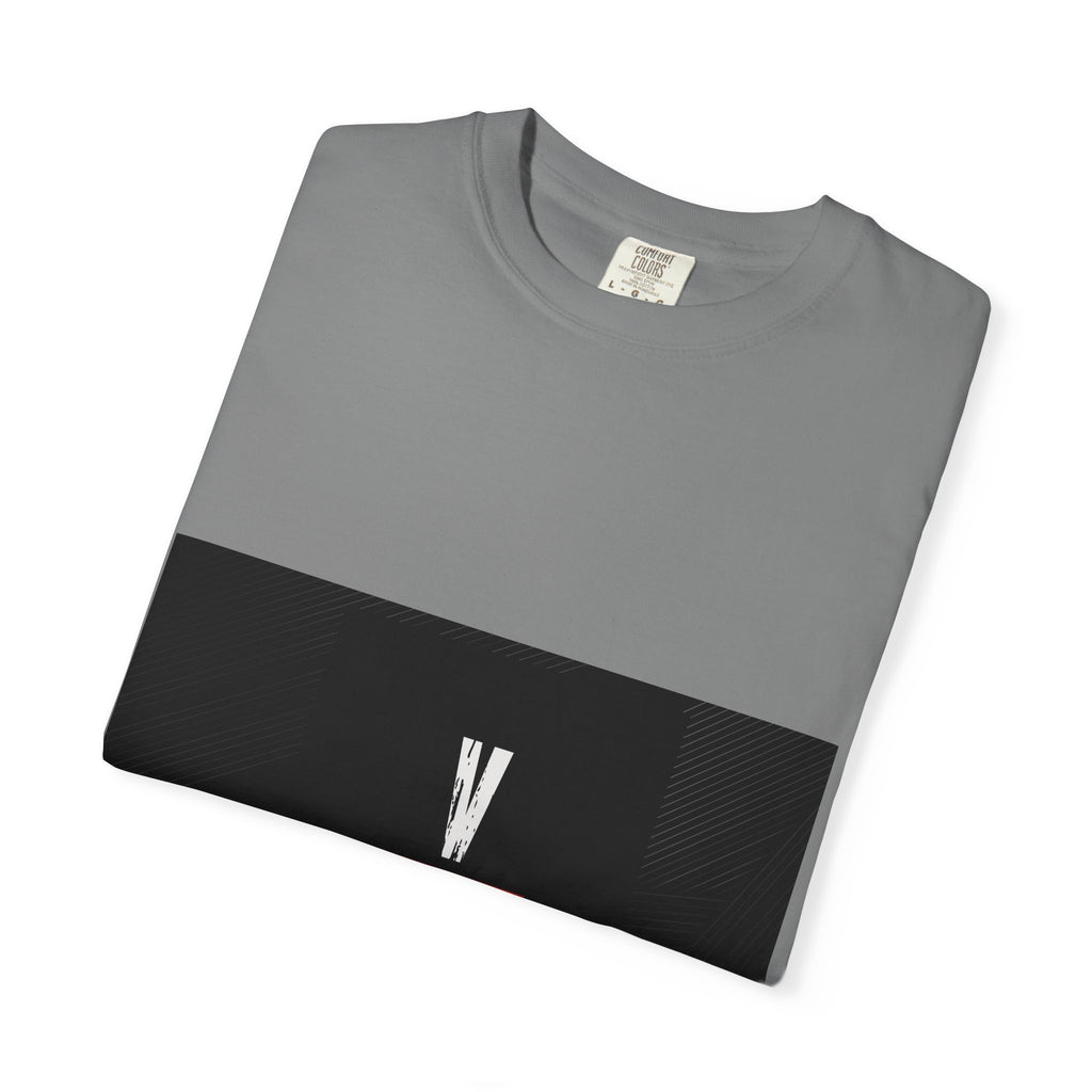 Garment-Dyed T-shirt with Modern Design, Trendy Casual Wear, Gifts for Fashion Lovers, Everyday Comfort, Unisex Apparel