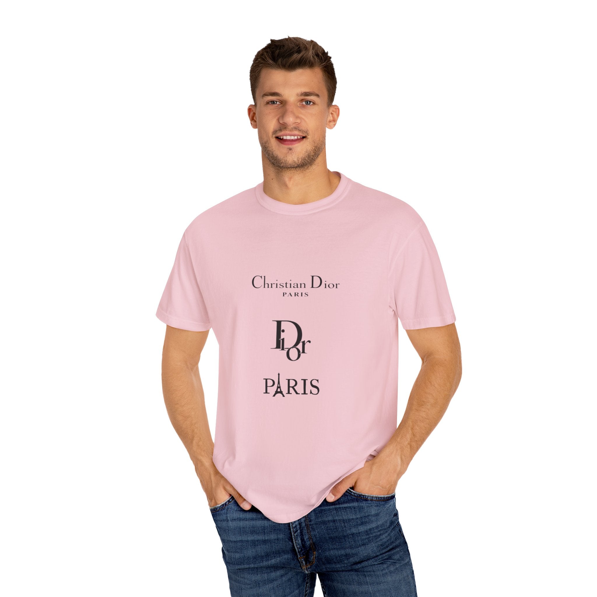 Chic Paris Graphic Tee, Fashionable Casual T-Shirt, Stylish Streetwear, Gift for Fashion Lovers, Travel Souvenir
