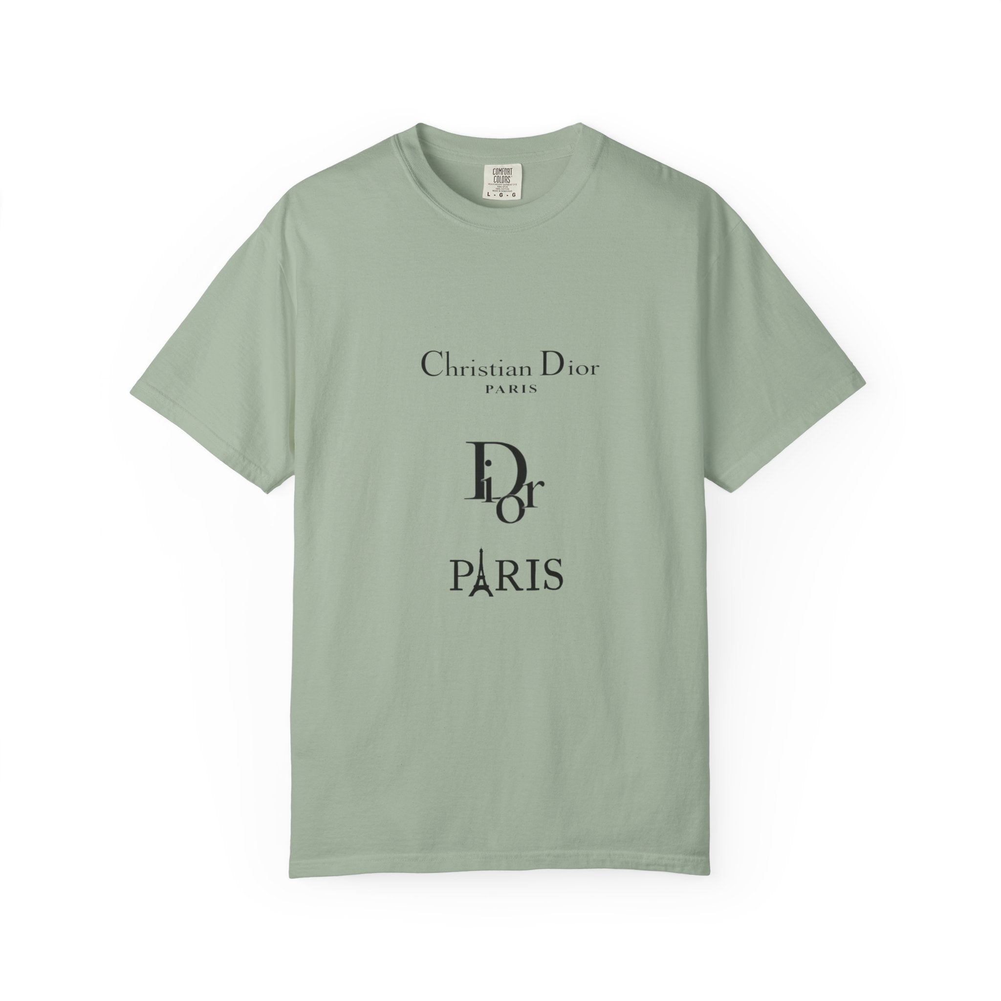 Chic Paris Graphic Tee, Fashionable Casual T-Shirt, Stylish Streetwear, Gift for Fashion Lovers, Travel Souvenir