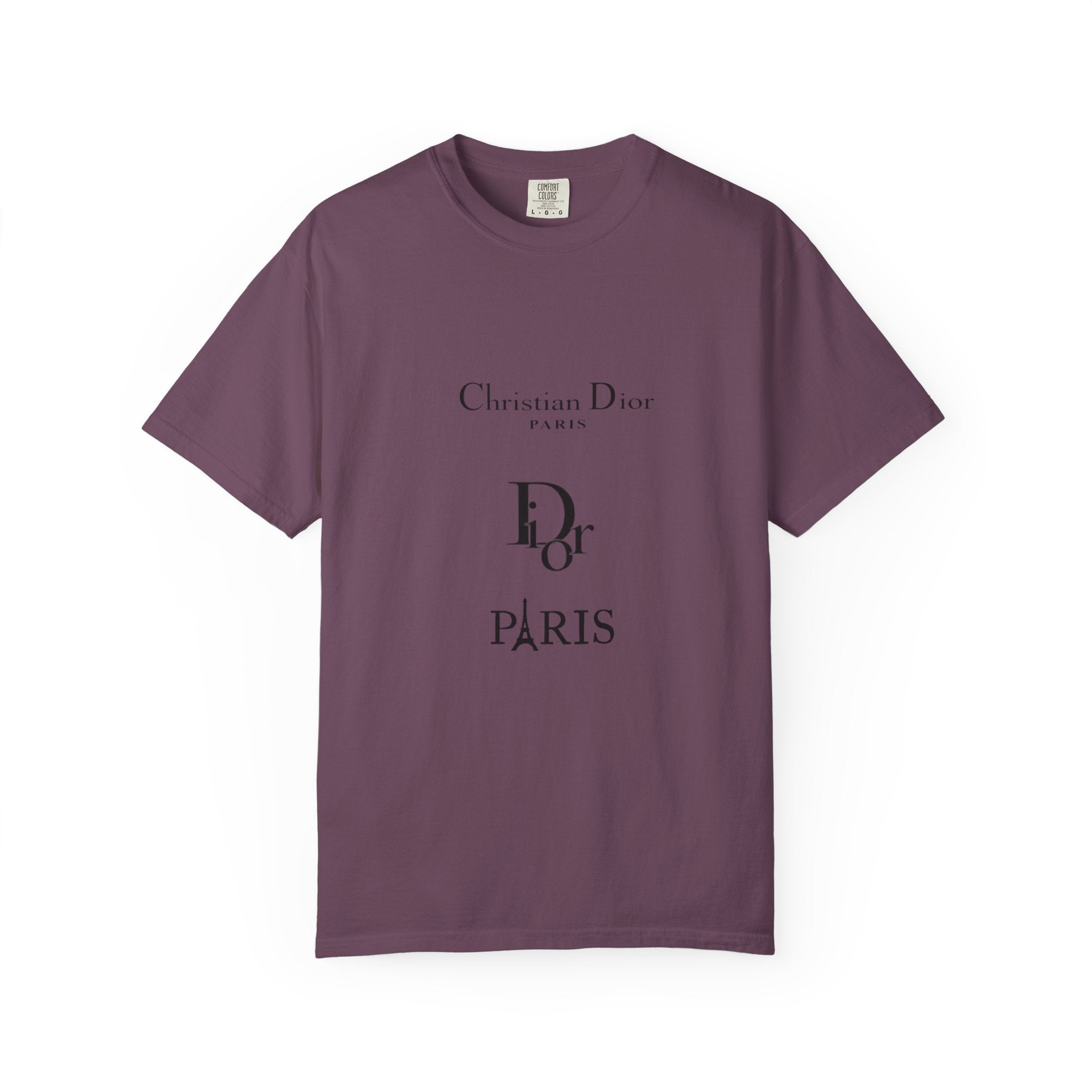 Chic Paris Graphic Tee, Fashionable Casual T-Shirt, Stylish Streetwear, Gift for Fashion Lovers, Travel Souvenir