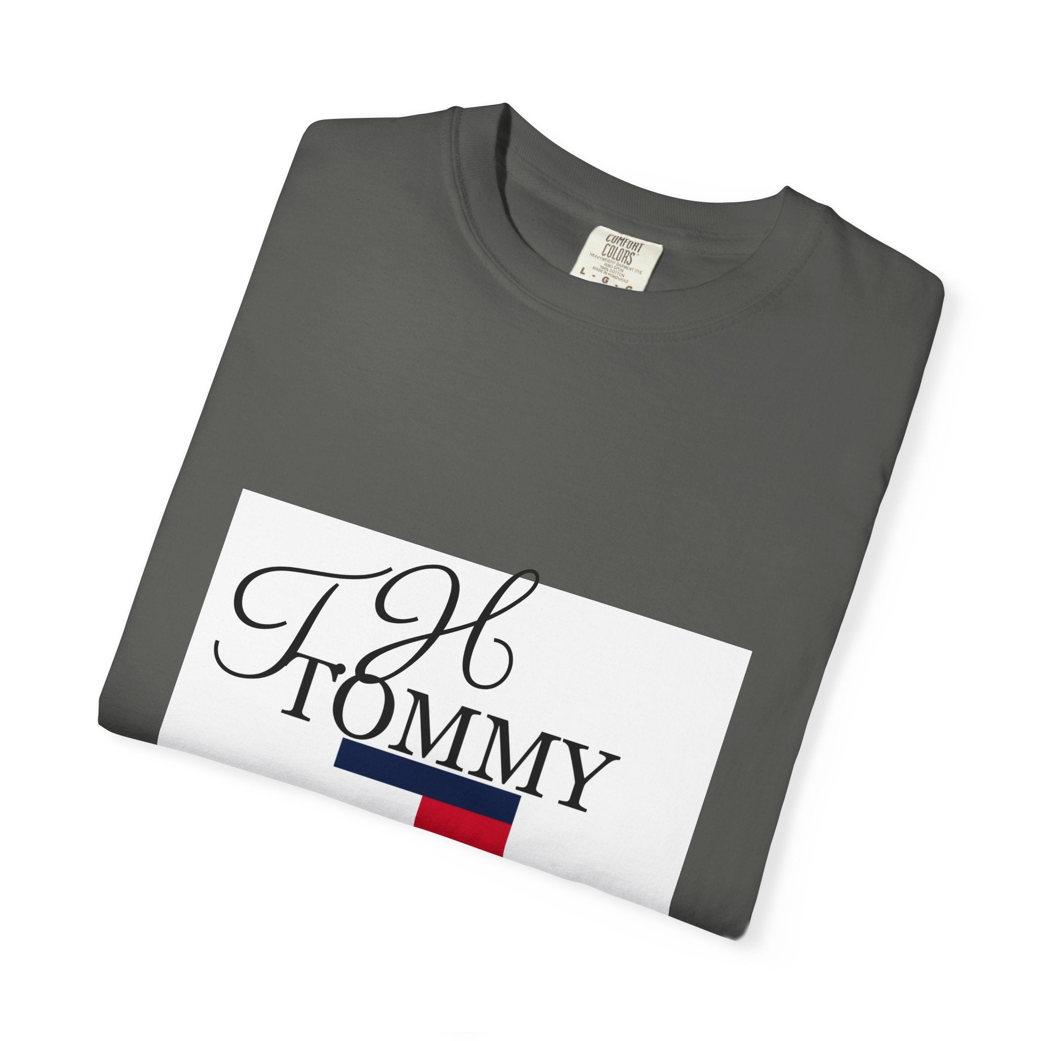 Fashionable Unisex Garment-Dyed T-shirt with Timeless Logo, Casual Wear, Street Style, Gift for Him/Her, Cool Summer Top, Trendy [...]
