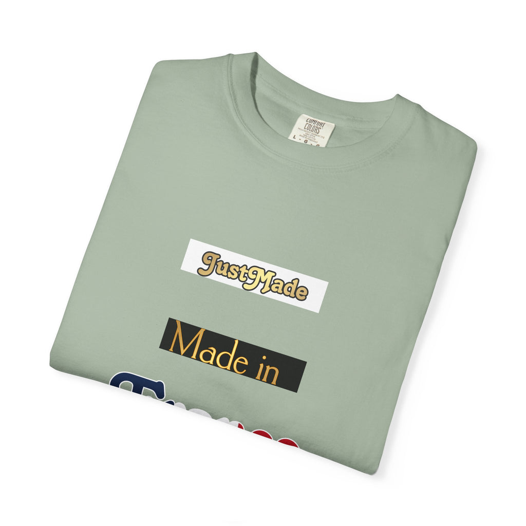Garment-Dyed T-shirt with Unique Made in France Design, Casual Tee, Fashion Statement, Gift for Fashion Lovers, Everyday Wear, [...]