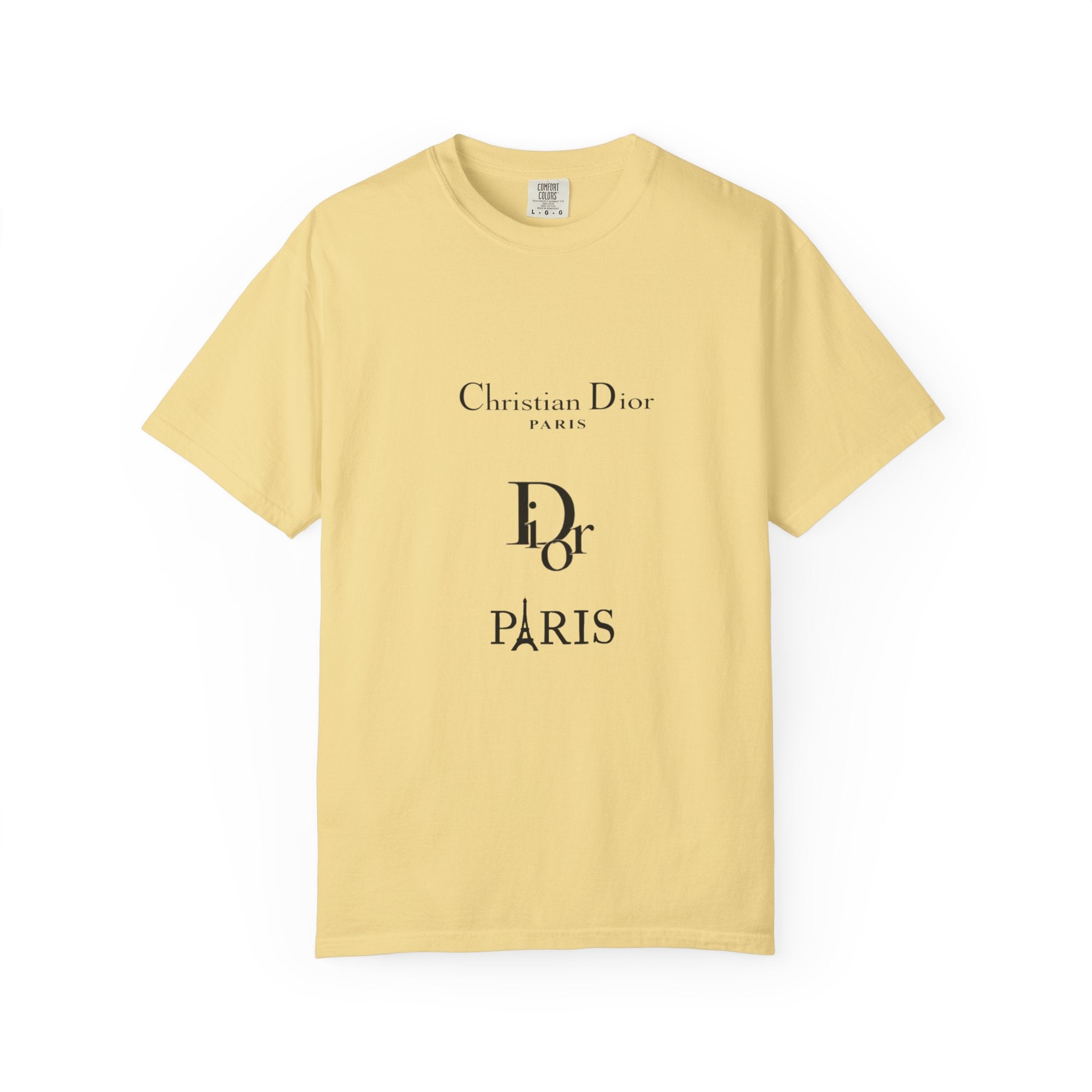 Chic Paris Graphic Tee, Fashionable Casual T-Shirt, Stylish Streetwear, Gift for Fashion Lovers, Travel Souvenir